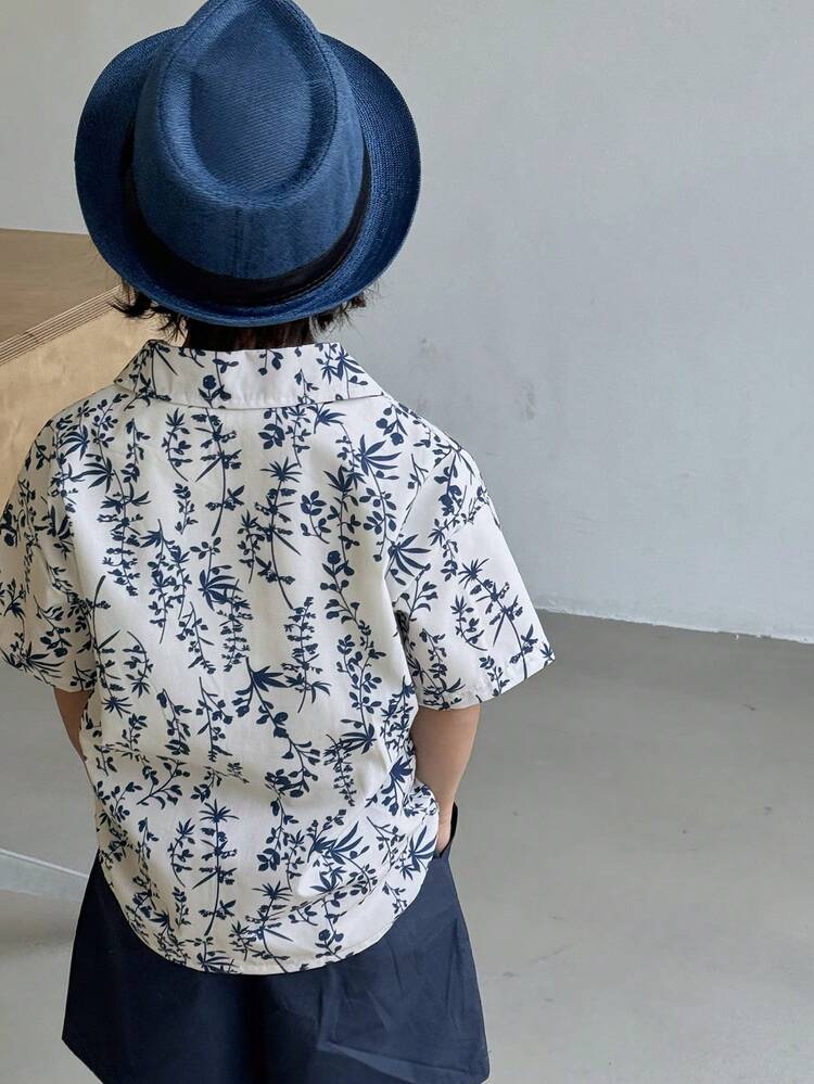 Young Boy Casual Vacation Style Loose Fit Floral Print Oversized Shirt, Summer