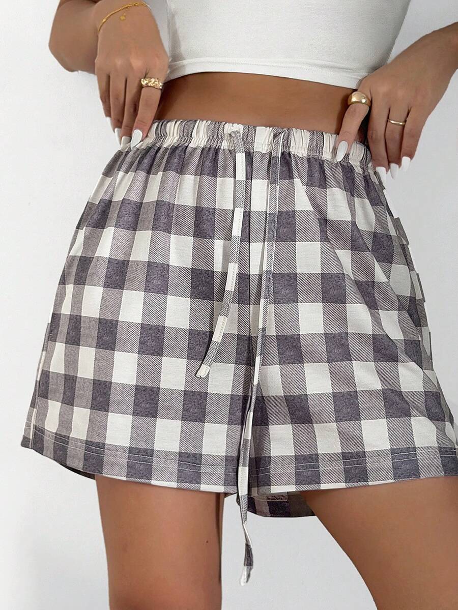 DAZY Plaid Pattern Loose Fit Shorts, Women Summer Casual Sleepwear Bottoms - Grey - View 1