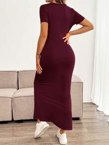 SHEIN Maternity Solid Color Round Neck Raglan Short Sleeve Fitted Split Hem Dress - Burgundy - View 2