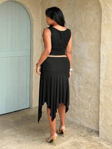 Rustia Plus Size Women's Solid Color Pleated Top And Metal Decor Skirt 2-Piece Set, Fashionable For Dates - Black - View 2