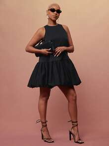 Vixey Đầm ngắn không tay dệt trơn, viền xếp ly phồng - màu đen - Xem 1