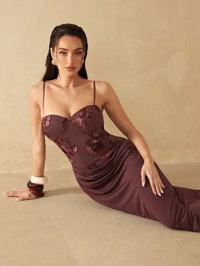Silquee This Sexy And Elegant Coffee-Brown Dress Features Adjustable Shoulder Straps, Embroidered Jacquard Fabric, And An Asymmetrical Hem. Perfect For Beach Vacations, Dates, Outings, Nightclub Parties, And Summer Gatherings. Also Suitable For Bridesmaids, Weddings, Beach Vacations, Dates/Outings/Nightclub Parties/Gatherings, Elegant Parties/Dates, Parties/Dates, Evening Outings, Bridesmaid Dresses, Romantic Date Outfits, Formal Parties, Graduation Ceremonies, Parties, And Club Events.