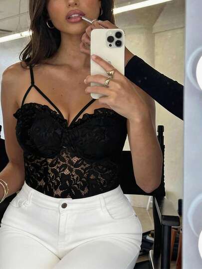 Firerie Elegante, sexy bodysuit met kanten patchwork in grote maten voor dames, comfortabel en veelzijdig voor de lente/zomer.