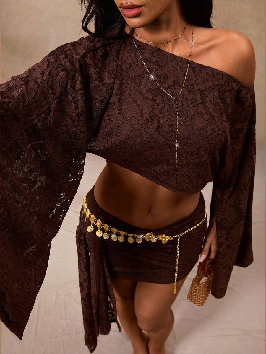 Opulessa 纯色针织蕾丝不对称肩部上衣和迷你裙两件套，适合春夏度假 - 棕色 - 查看 1