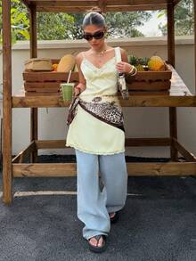 Muchica 女士撞色蕾丝性感吊带迷你连衣裙 - 淡黃色 - 查看 7