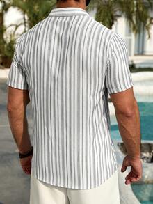 VENTUSAIL Men's Fashionable Casual Striped Short Sleeve Shirt - Multicolor - View 2