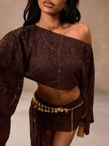 Opulessa 纯色针织蕾丝不对称肩部上衣和迷你裙两件套，适合春夏度假 - 棕色 - 查看 6