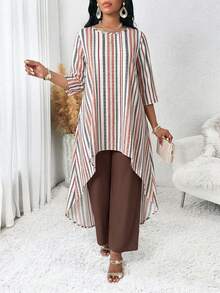 SHEIN Lady 大尺碼女款條紋 3/4 袖不對稱下擺上衣與長褲兩件套，棕色，秋季優雅端莊商務休閒套裝襯衫 - 彩色 - 查看 1