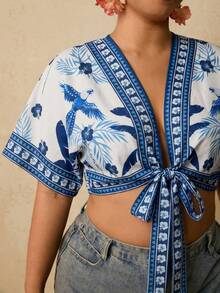 SHEIN TRVLCHIC Plus Size Tropical Print Batwing Sleeve Tie Front Cropped Shirt - Multicolor - View 7