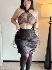 Vibekara Sexy & Romantic Slit Fitted Cheongsam Dress - Black - View 4