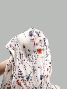 SHEIN Clasi 女士时尚V领全印花无袖多层连衣裙 - 彩色 - 查看 10