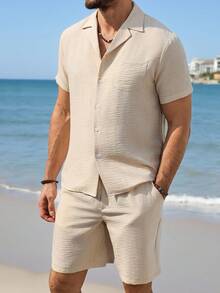 VENTUSAIL 男士成熟度假纯色短袖衬衫短裤套装，采用平领和贴袋设计，适合日常休闲穿着、音乐节、夏威夷海滩度假等场合。这套衬衫是男士必备单品，也是送给男友或丈夫的绝佳礼物。 - 杏色 - 查看 1