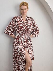Ocili Bata cómoda y minimalista de mezcla de algodón con estampado de cadena, con cinturón de amarre, ropa de dormir para mujer, elegante para otoño - Color caoba - Ver 5