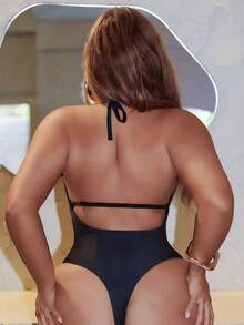 Swim SXY 大码女士新款连体泳衣，优雅数码定位印花，性感深V领，高端金属配饰，可拆卸衬垫胸罩，颈肩带，丁字裤底设计，休闲时尚海滩度假泳装 - 彩色 - 查看 2