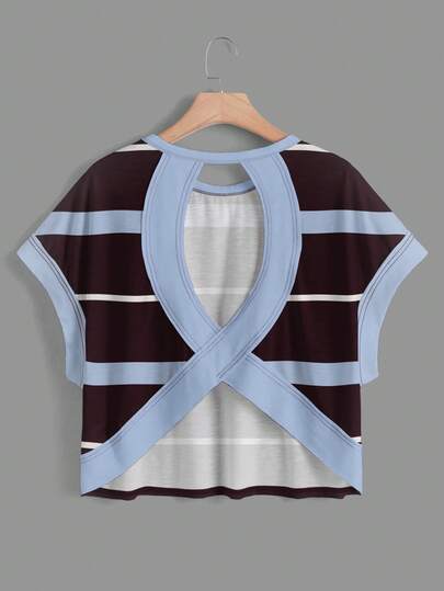 SHEIN Essnce Camiseta feminina sem mangas, com estampa listrada de cavalo em tons de marrom e azul, estilo retrô minimalista e elegante, perfeita para o dia a dia, praia, férias e para compor um look de verão. Ideal para o verão, com decote redondo, costas nuas, barra irregular e modelagem solta.