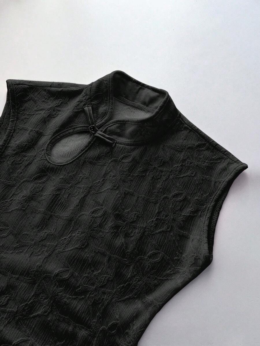 Elamini 女士粉色纹理新款中国风镂空水滴领露胸纽扣设计弹力腰修身短袖针织连衣裙T恤，适合休闲、度假、通勤等场合。 - 黑色 - 查看 1