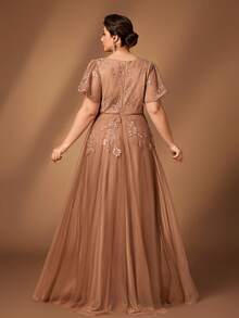 Serin Đầm cỡ lớn sang trọng, thanh lịch màu xám, cổ tàu, tay bồng, thiết kế đính kết tinh tế, vạt rộng, thích hợp cho tiệc tối, hẹn hò, dạ hội, kỳ nghỉ, đám cưới, hoặc làm đầm cho mẹ cô dâu. - Hồng - Xem 10