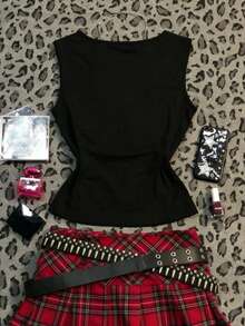 Glimmora Women's Minimalist Printed Sleeveless Round Neck Tank Top - Black - View 2