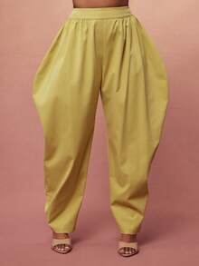Vixey Solid Woven Gathered Waist Barrel Shaped Ankle Pants - Yellow - View 2