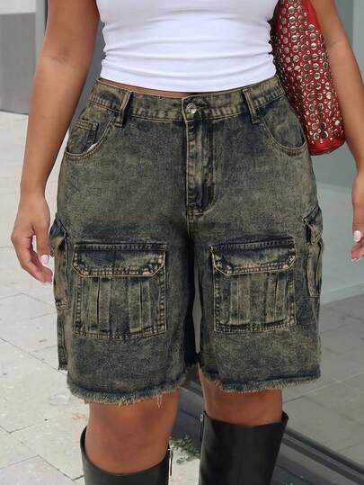 SHEIN ICON Quần short denim dáng rộng, thắt lưng, kiểu cargo cổ điển, cỡ lớn, có gấu quần rách.