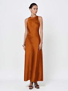 Aveloria Modichic 简约优雅不对称斜裁双面缎面醋酸纤维面料A字无袖连衣裙（女款） - 橘色 - 查看 3