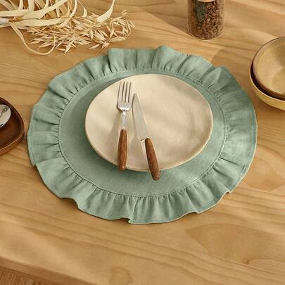 1-Piece   Solid Color Linen Placemat In Plain White With Ruffle Edges, Stain-Resistant , Perfect For Decorating Your Dining Room And Table. Suitable For Family Gatherings, Daily Use, Banquets, Weddings, Holidays, And Parties.