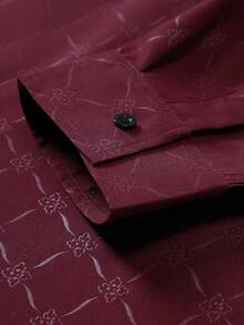 Manfinity Mode 男士纽扣长袖修身商务正装衬衫，长袖男士衬衫，酒红色正装衬衫，男士红色正装衬衫，男士时尚正装衬衫，酒红色图案正装衬衫。送给男朋友或丈夫的绝佳礼物，秋季 - 酒紅色 - 查看 4