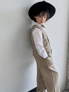 青少年男孩派对条纹绅士套装 - 领结、马甲和裤子 - 卡其色 - 查看 1