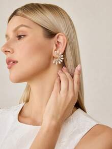 MOTF PREMIUM Pre-18k镀金C型宝石烟火珍珠气质耳环 - 金黃色 - 查看 7