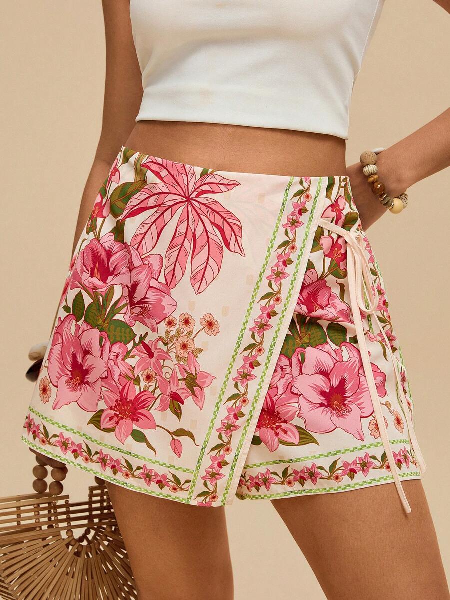 Travachic Plus Size Bohemian Casual Vacation Beach Shorts With Tie Decoration And Ruffle Hem For Women - Multicolor - View 1