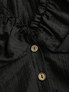 Sweetra Áo sơ mi nữ tay ngắn kiểu Pháp cổ điển kẻ sọc dọc, phối bèo nhún, khuy gỗ, tay áo cánh hoa, thích hợp cho mùa xuân/hè mặc thường ngày và hẹn hò. - màu đen - Xem 5