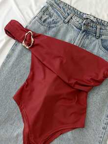 IslaSuriya Women's Elegant Metal Decor Bandeau One-Shoulder Bodysuit, Summer - Burgundy - View 4