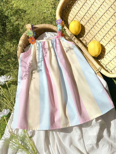 SHEIN Vintaside Kids 女婴彩色花卉丝带拼接条纹A字连衣裙，适合日常休闲和节日场合