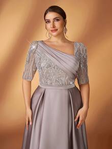 Serin 大码优雅奢华香槟色亮片刺绣拼接缎面不对称领短袖A字连衣裙，适合各种正式场合，新娘母亲礼服 - 香檳色 - 查看 4