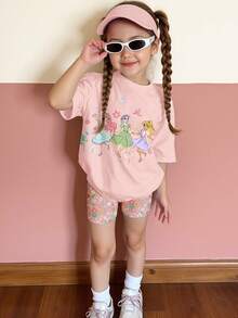 SHEIN LMoss Kids 柔软宽松的圆领短袖T恤搭配紧身骑行短裤套装，适合春季、夏季日常穿着、度假和节假日。采用柔和的粉彩色调，展现春日气息，甜美公主风，波西米亚风花卉印花图案。春夏套装，舒适百搭，时尚小女孩套装，休闲百搭，公主风，花卉图案T恤套装，春夏套装，新款，清爽舒适，春日氛围，复古夏日童装套装。 - 白色 - 查看 3