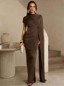 Silquee This Elegant And Romantic One-Piece Neckline Dress Features An Asymmetrical Design With A Draped Waist And A Fitted Silhouette, And The Length Is Just Right. It's A Women's Fitted Maxi Dress In Brown, Suitable For Various Occasions Such As Valentine's Day, Dates, Outings, And Nightclub Parties. Furthermore, It's Also An Elegant Party Dress, Perfect For Parties, Dates, Outings, And Nightclub Parties. Draped Dress Brown Elegant Dress Women - Brown - View 8