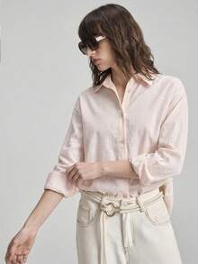Ontre 女士浅杏色舒适柔软面料修身落肩长袖露背针织点缀时尚度假休闲低调复古高端邮轮装中东简约奢华感必备时尚商务休闲都市通勤高品质机场装四季百搭度假系列衬衫 - 淺粉色 - 查看 6