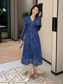 DAZY 优雅蕾丝V领女士蕾丝连衣裙，适合春季婚礼宾客穿着，夏季也可作为吊带裙穿着。 - 藏蓝色 - 查看 3