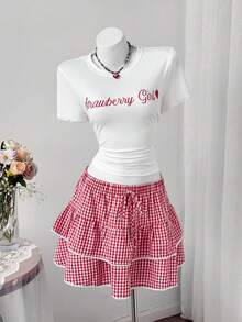 Sunspun Bộ 2 món gồm áo croptop in họa tiết ôm sát và chân váy xòe kẻ caro phối màu tương phản. - Đỏ - Xem 3