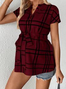 SHEIN 孕妇休闲格子翻领衬衫，夏季女式上衣，腰部松紧带设计，女式上衣和衬衫，女式衬衫和上衣，女式平价上衣 - 酒紅色 - 查看 5