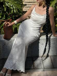 Livesso 春夏蕾丝镂空提花白色吊带连衣裙，休闲度假沙滩中长连衣裙 - 白色 - 查看 1