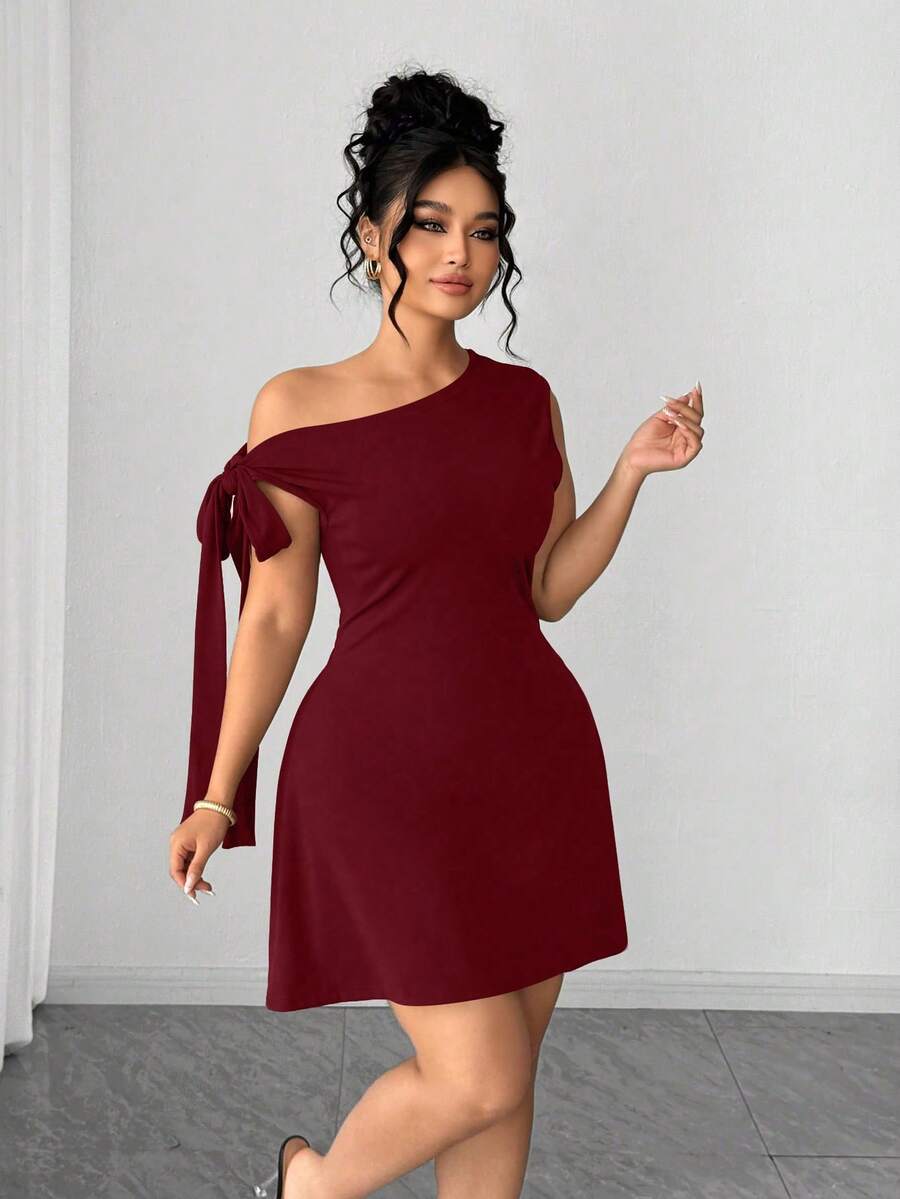 Elenzga 大码纯色不对称肩部修身简约设计优雅夏日连衣裙 - 酒紅色 - 查看 1