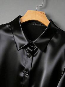 GlowEve CURVE 大码亮面衬衫，蕾丝领口和袖口，优雅大方，适合外出、约会、聚会、通勤、下午茶等场合。 - 黑色 - 查看 4