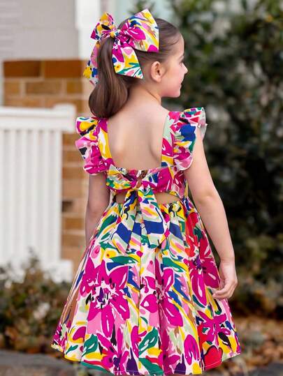 SHEIN Young Girl Woven Ditsy Floral Square Neck Ruffle Waist Back Bow Decor Casual Sweet Party Dress, For Parties, Back To School, Feminine Chic, French Elegance, Princess Style, Wedding Season, Birthday Gatherings, Ditsy Floral, Rose, Valentine's Day Tween Girl, Flower Girl Dress,Summer Beach Vacation,Mom And Daughter & Sisters Matching Style ,Matching Family Vacation , Holidays,Country Style. Pink Floral Dress Kids