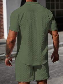 Manfinity CasualCool Men's Casual Button-Down Short Sleeve Shirt Set - Army Green - View 2