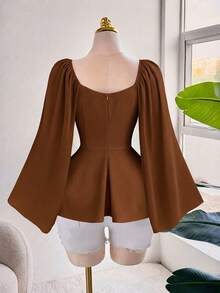 Sweetra Áo kiểu nữ cỡ lớn thanh lịch, lãng mạn, thường ngày, cổ Pháp, tay loe, chất liệu chiffon, eo chun, dáng xòe, thích hợp mặc mùa xuân/thu, trang phục thanh lịch, sang trọng, áo dài tay nữ, áo peplum tay dài. - màu nâu - Xem 3