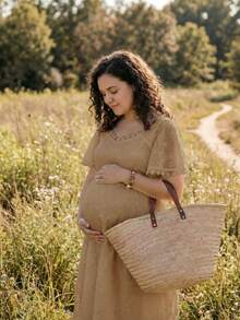 Boho Mama 孕妇时尚露背心形领连衣裙，夏季必备 - 卡其色 - 查看 3