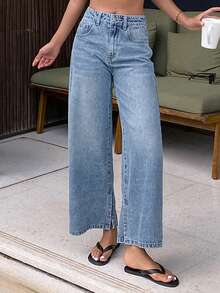 DAZY Women's Regular Waist Loose Straight Leg Casual Cropped Jeans - Light Wash - View 3