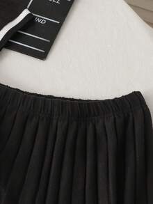 男童休闲绅士风纹理面料Polo衫短裤套装（2件套），简约时尚，适合日常、上学、通勤穿着。 - 黑色 - 查看 7