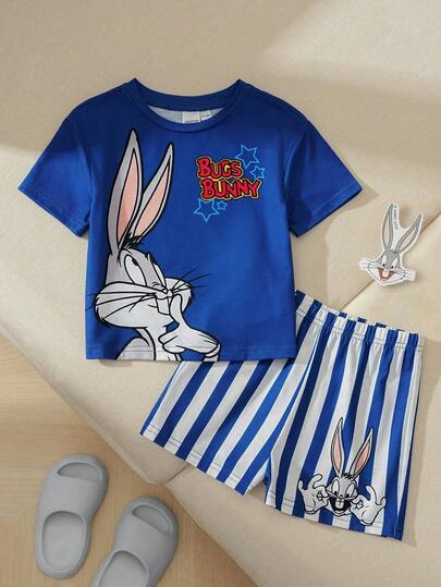 LOONEY TUNES X SHEIN Conjunto informal de camiseta de manga corta con estampado de letras y dibujos animados, y pantalones cortos con estampado de rayas para bebé niño